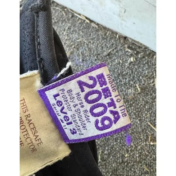 Older Point Two Combination Air Vest Size Small. - Picture 5 of 5